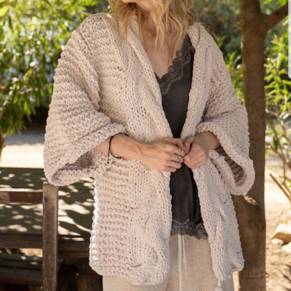 Handmade Chunky Chenille Large Cable Knit Cardigan - Picture 2 of 5